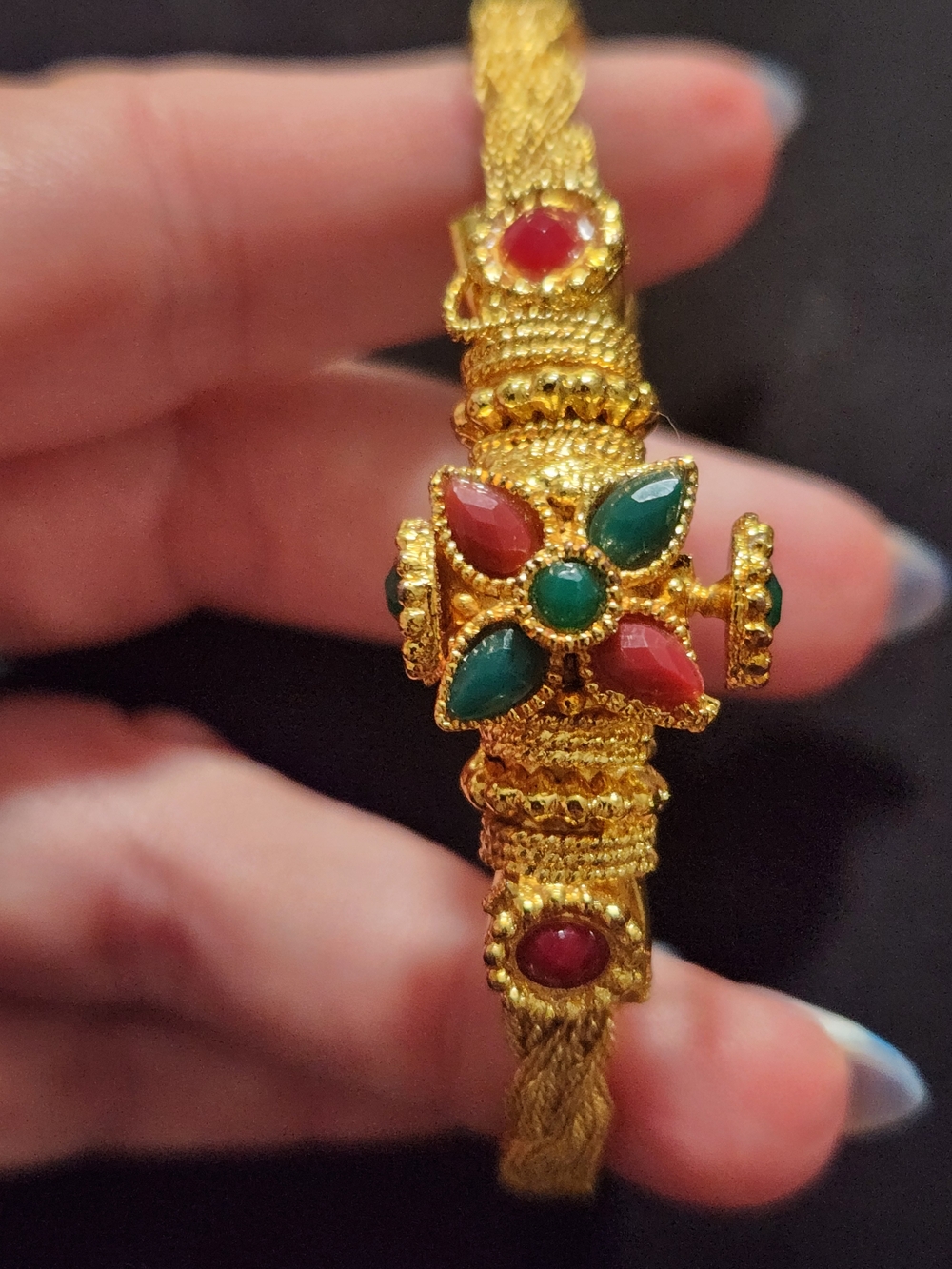 ​Mughal Style Gold Tone Rope Kada Bangle Ruby Emerald Gemstone Screw Clasp Cuff